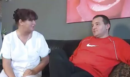 Karla trẻ yêu những người đàn ông trưởng thành phim sec loan luan me con ruot và giàu có