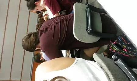 Người quen khiêu dâm phim sec con du me với một cô gái tóc đỏ