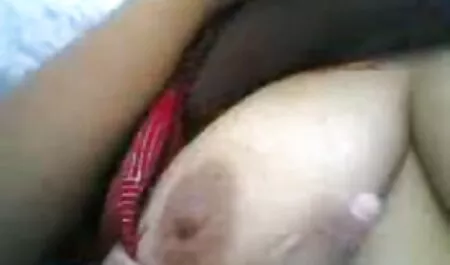 Geisha sẽ pha cho anh phim sec con dit me ta trà ngon hoặc cho anh ta thứ gì đó mạnh hơn. Và cho một bữa ăn nhẹ, con cặc đòi hỏi của anh ta sẽ bú và tiếp tục vuốt ve trong một căn phòng riêng biệt