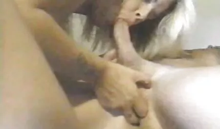 Anh ta bị xem phim sec loan luon me con đụ vào mông. và anh ấy tự giật mình