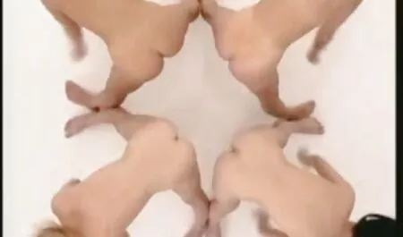 Anh chàng phim sec con trai dit me đã đưa tình nhân của mình đến nhà dacha và chị cô ấy cả ngày