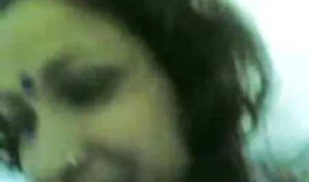 Nhà sản xuất nên quay một cái gì đó nóng bỏng hơn thì em bé sẽ vui vẻ thủ dâm trên máy quay, điều này làm cô ấy rất phim sec luan luan me con thích