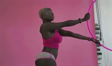 Hai cô gái chỉ phim sec con va me mệt mỏi vì dorks