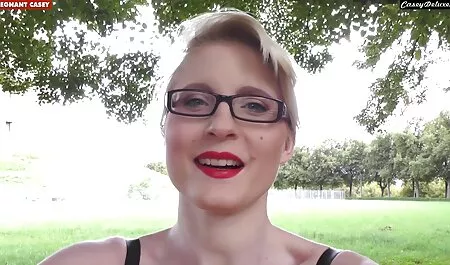 Tóc phim sec me vàng đá với cô ấy dildo