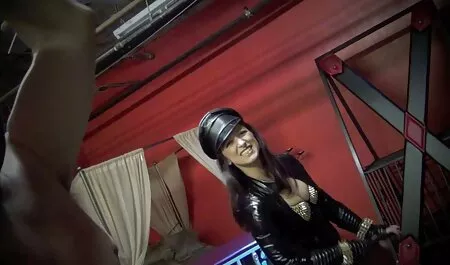 Sexy tóc vàng được nhẹ nhàng cunnilingus xem phim sec loan luan me va con trai