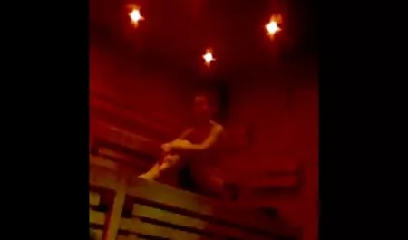 Chàng fucks một đam mê brunette xem phim sec me va con trai gần các lò sưởi