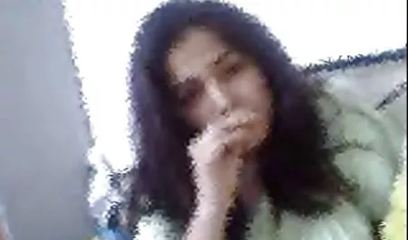 A young phim sec meke blondie with a phat booty wash in the shower, vuốt ve mình