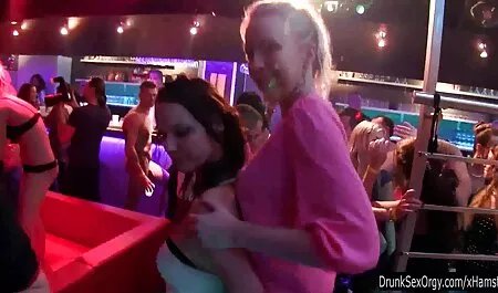 Đồng tính nữ Người lớn người phim sec con va me phụ nữ yêu trẻ