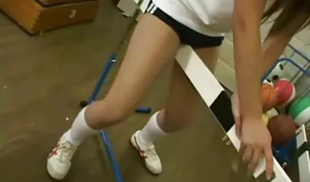 Đẹp khiêu dâm với một ﻿sec me con gầy sexy gà