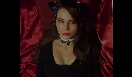 Inna và Merrit bí phim sec loan luan me con mật liếm pussies trong phòng đựng thức ăn