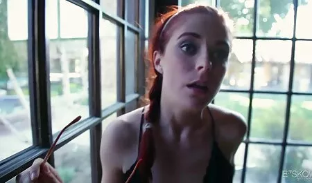 Hôm nay các bạn gái có một buổi tối không phải đi học, vậy tại sao không dành nó một cách có ích xem phim sec loan luan me con