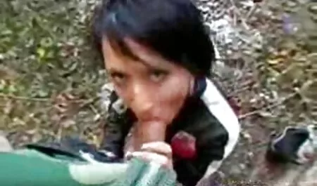 Cô gái này có cặp mông tuyệt đẹp làm sao! Bạn trai của cô ấy chỉ hạnh phúc khi phim sec me gia anh ấy có thể nhìn lên váy của cô ấy