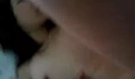 Cô hầu gái có một lỗ hổng làm việc xem sec loan luan me con