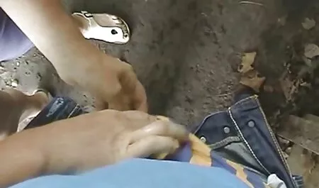 Cô gái tóc nâu phim sec luan luan me con từ lâu đã mơ về cunnilingus