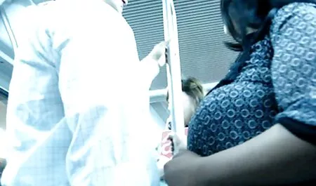 Làm tình trên sec dit me vo xe với gà xinh