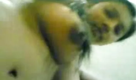 Một người vợ gợi cảm đã giữ được thân hình đẹp trong nhiều năm bị người chồng yêu fim sec me con thương của mình đụ